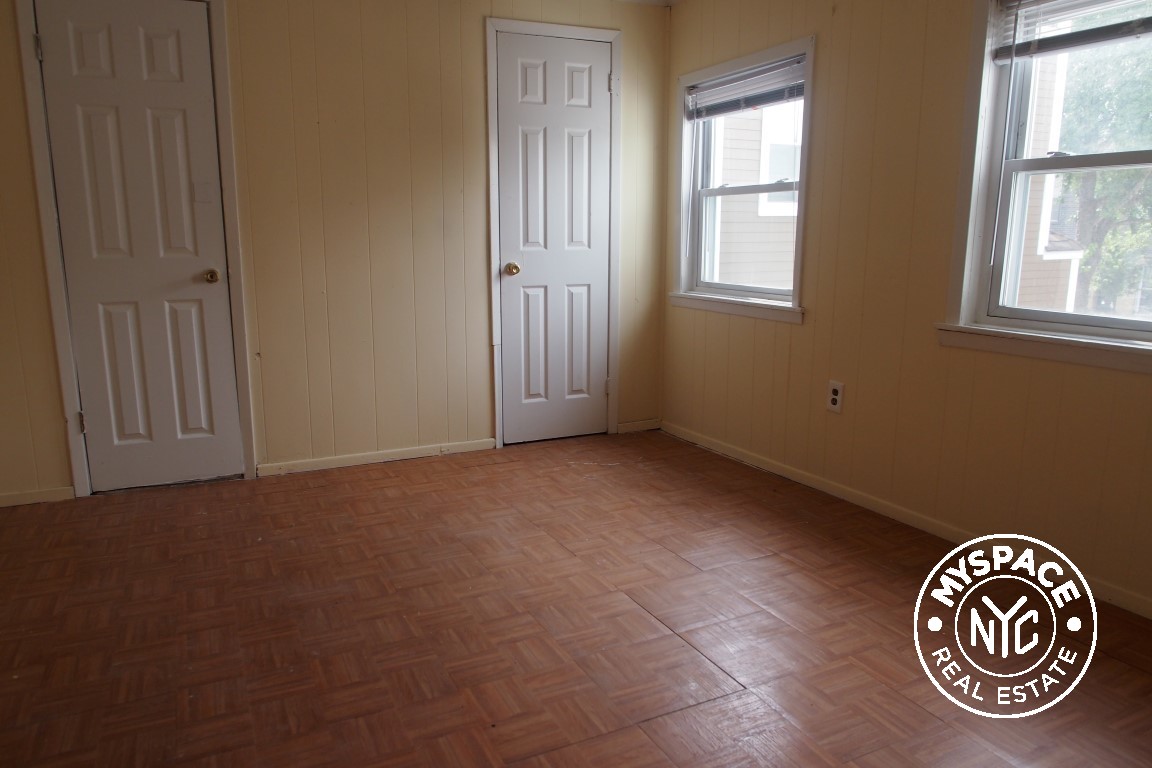 Foto principal - 202 N 8th St