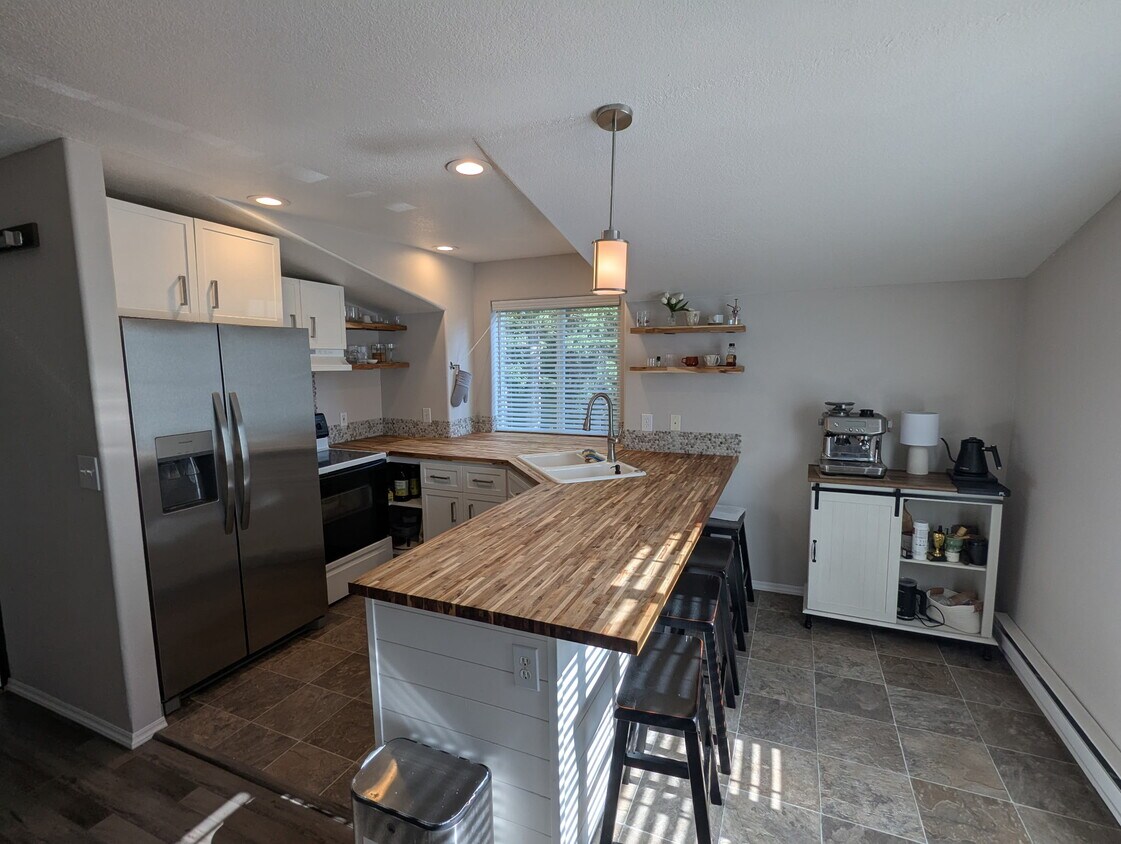 Kitchen - 9413 NE 227th Ave