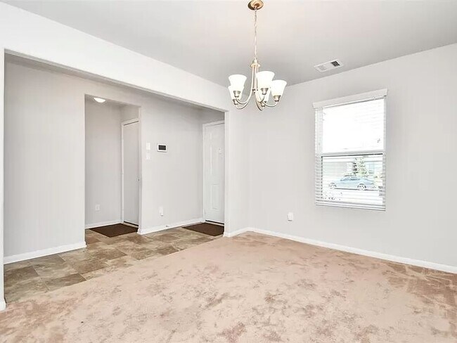 Dinning room - 8815 Bison Meadow Trl