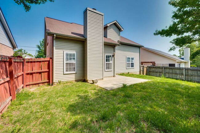 Building Photo - Great 3 bed 2 bath Home in Bellevue!