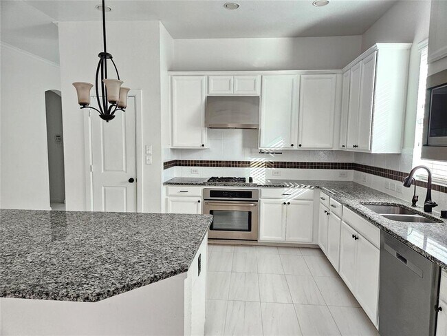 Foto del edificio - 3218 Suffolk Creek Ln