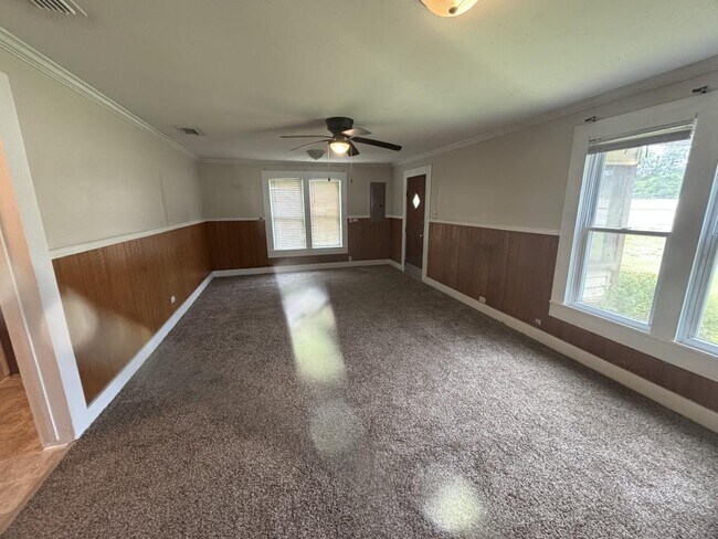 Building Photo - 7267 US-59