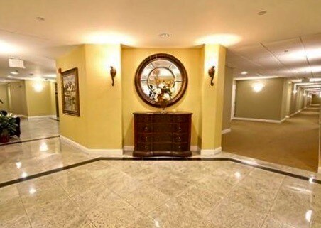 Lobby - 120 Wyllis Ave