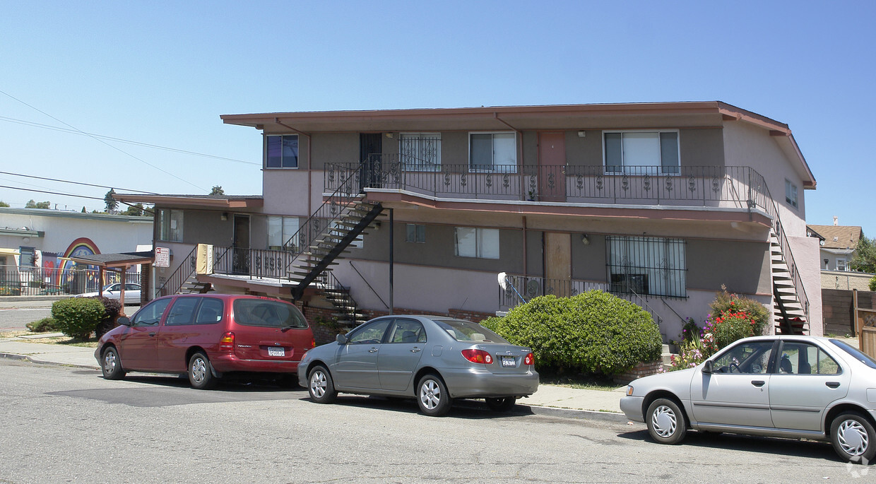 Building Photo - 5250 Ygnacio Ave