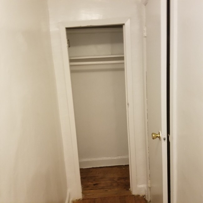 Foto del edificio - 20 Columbia Pl