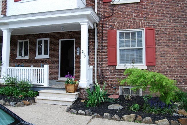 Building Photo - 1603 N Rodney St