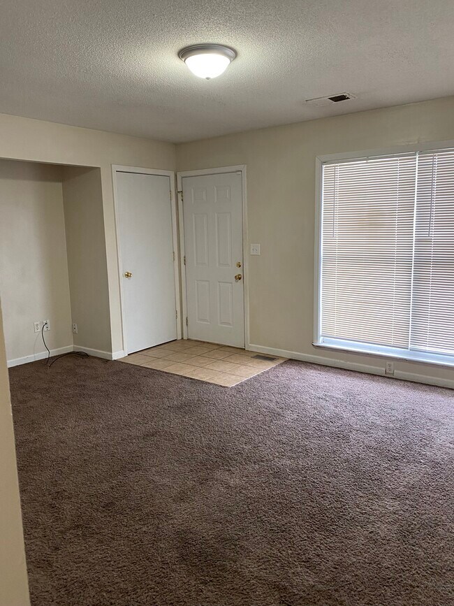 18852 E Wigwam Plz Unit 18852, Independence, MO 64056 Apartments in