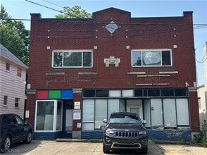 Building Photo - 1028 Jefferson Ave