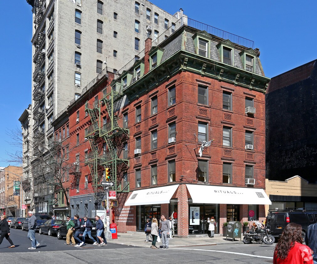 Primary Photo - 231-235 Lafayette St