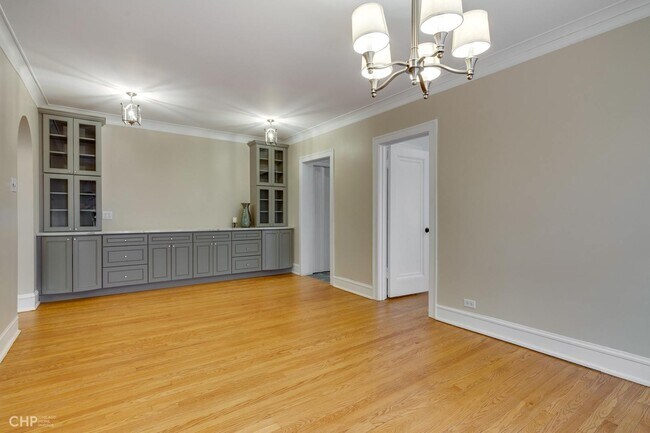 Foto del edificio - 7548 N Oakley Ave