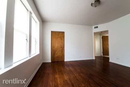 Building Photo - 2 br, 1 bath Apartment - 8401 S Ada St