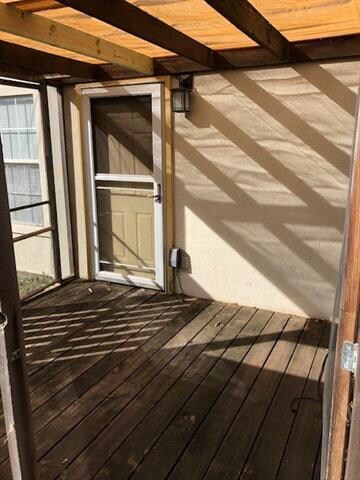 Foto del edificio - 3251 Rosebank Dr