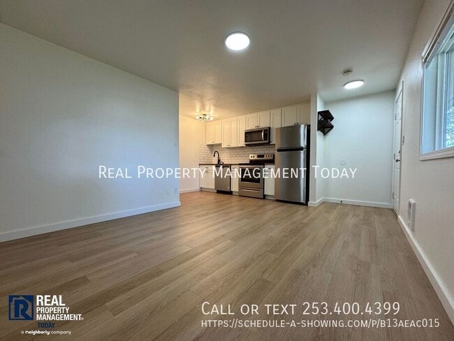 Foto del edificio - 7619 Douglas St W