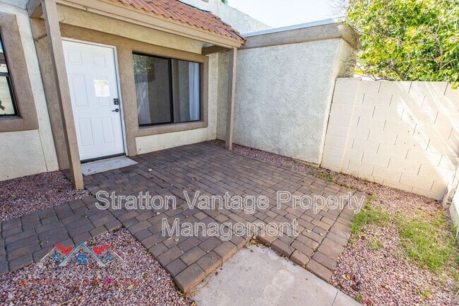 Building Photo - 7803 E Keim Dr