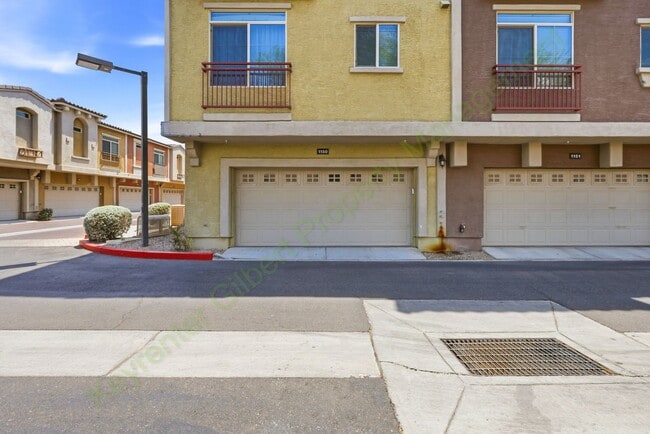 Building Photo - Modern Townhome Living in the Heart of Downtown Gilbert | Resort-Style Community | 2-Car Garage