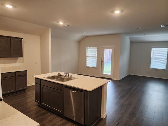 Building Photo - 109 Sir Barton Ln