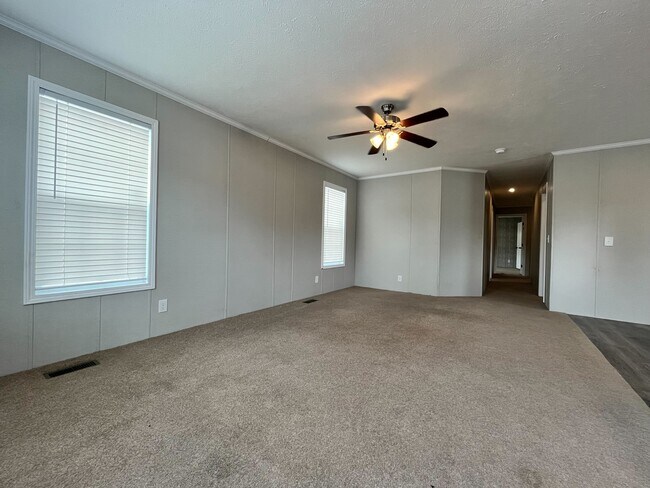 Foto del edificio - 1400 Georgia St