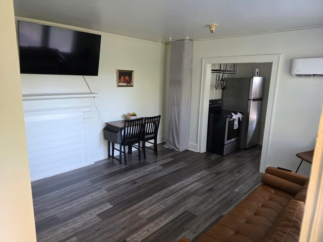 Foto principal - 539 Woodruff Rd