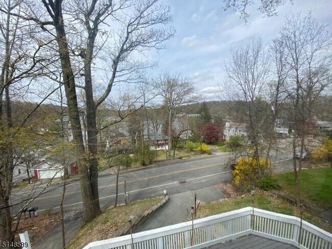 Foto del edificio - 424 Lakeside Blvd