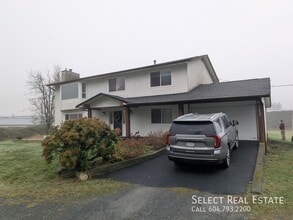 Building Photo - 43025 Vedder Mountain Rd