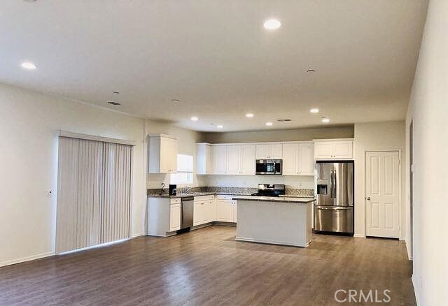 Building Photo - 3846 S Manitoba Pl