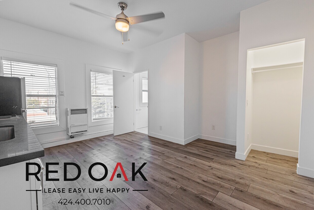 Foto principal - 744 Beacon Ave