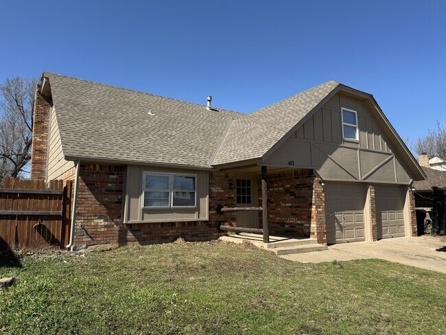 Building Photo - 401 S Morgan Dr