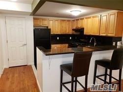 Foto principal - 87-12 175th St