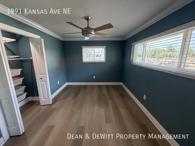 Foto del edificio - 4 Bed/3 Bath