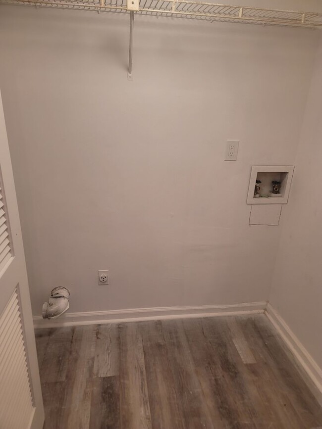 Foto del edificio - elmtree1401b