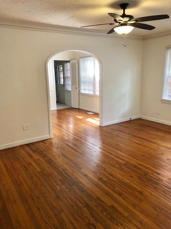 Foto del edificio - 4401 Emerson Ave