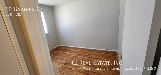 Building Photo - 10 Garnier Ct