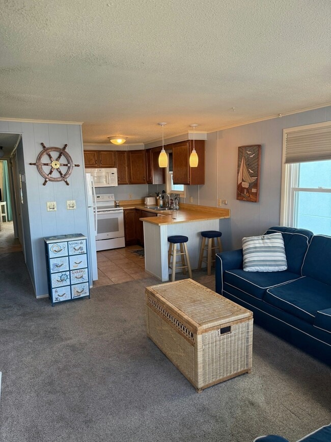 Building Photo - 9 46th St