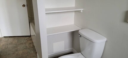 Building Photo - 4-124 Chem. Notre Dame de Lourdes