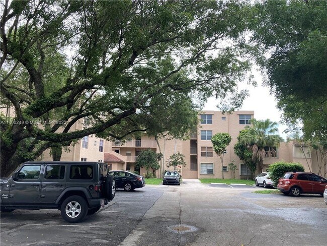 Foto del edificio - 9441 Live Oak Pl