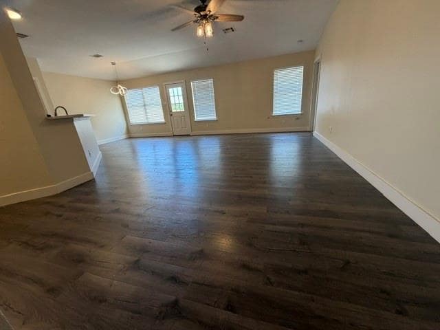 Building Photo - 4003 Ayala Dr