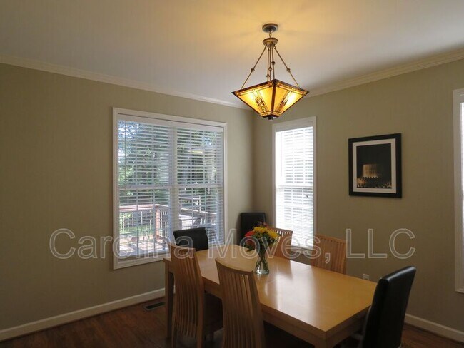 Building Photo - 205 Ridgecrest Dr