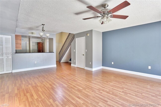 Building Photo - 9704 NW 24th Ct