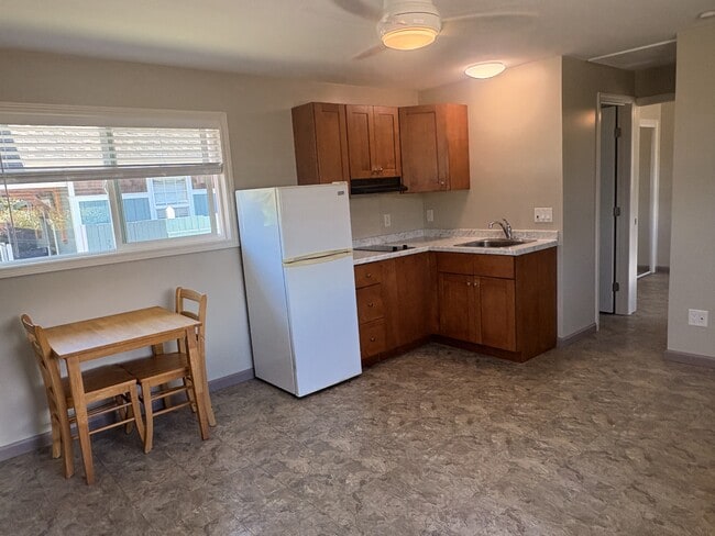 Building Photo - 790 Kihau Pl