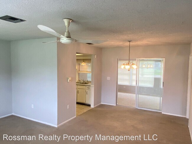 Foto del edificio - 3 br, 2 bath House - 1445 Rommel St