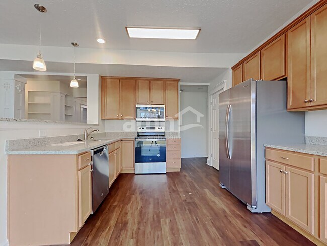 Foto del edificio - 4157 S Woodtrail Ln