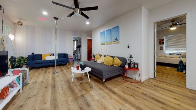 Foto del edificio - Corner lot on Mary Lane!