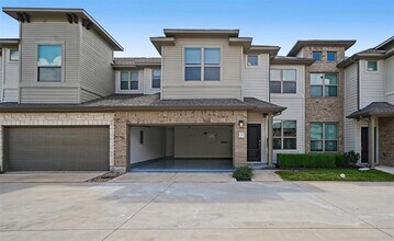 Building Photo - 2500 Forest Creek Dr