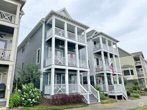 Building Photo - 626 Mariner Way