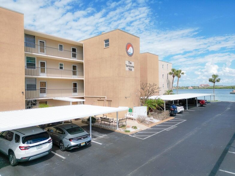 Photo - 7910 Sun Island Drive S Unit 105