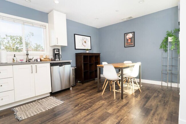 Foto del edificio - 3659 Florida St