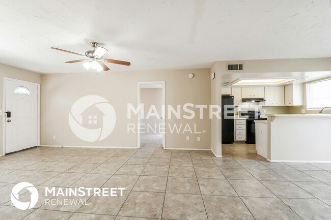 Building Photo - 2833 E Beck Ln