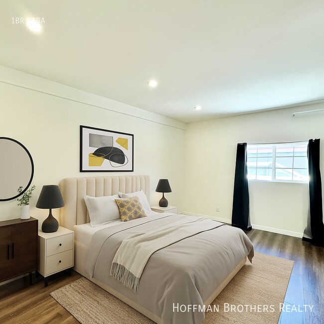 Foto del edificio - 1023 Larch St