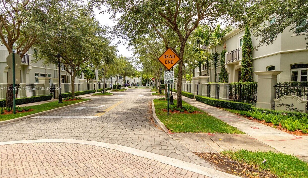 Foto principal - 10170 SW 75th Pl