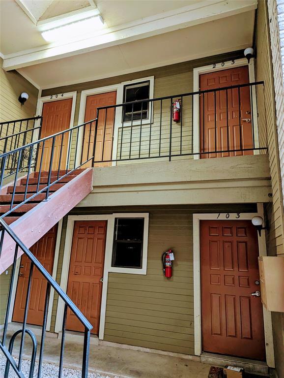 Foto del edificio - 905 E 51st St